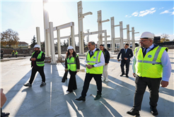 Bilim Merkezi’nde ilk görüntü ortaya çıktı: Yusuf Alemdar geleceğin inşaat mühendisleriyle şantiyede son durumu açıkladı