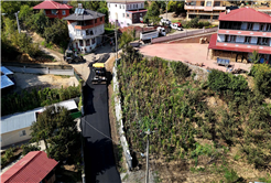 Büyükşehir bu kez Kocaali’de işleme başladı: 8 mahalle, 5 bin 500 metre güzergâh ve 8 bin ton asfalt