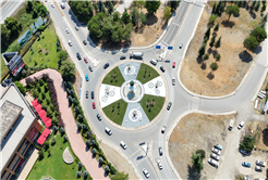 Büyükşehir Sapanca’nın zarafetini misafirlerin giriş kapısına işledi