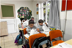 Büyükşehir kırsaldaki öğrencilerin okul heyecanına ortak oldu