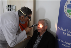 Tıp Merkezi’nde çiçeklerle karşılayıp hem sağlığa hem de maneviyata şifa oldular