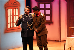 Sakarya’da tiyatro perdesine görkemli açılış 