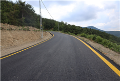 Geyve Alıplar’ın 9 kilometrelik yolu yenilendi