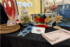 Engelsiz Hobi Atölyelerinin el emeği ürünleri Agora AVM’de sergilendi