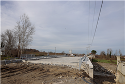 Karapürçek’i şehre bağlayan köprüde sona doğru