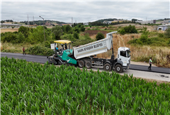 “30 iş makinası 35 kişilik ekiple ilçe ulaşımına güç katıyoruz”