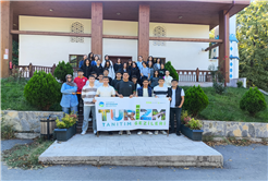 Şehrin gençleri Sakarya’nın zenginliklerini keşfediyor