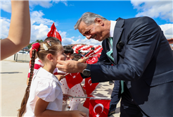 Alemdar, “Evlatlarımızın ve gençlerimizin her zaman, her alanda yanında olacağız”