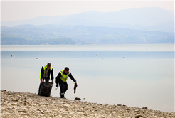 Sapanca Gölü’nün her bir karışı Büyükşehir’in takibinde: Tonlarca atık topladılar…