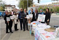 Emzirme Haftası’nda annelere özel program: “Bir damlasında bin fayda”