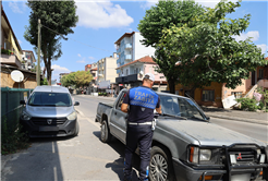 Büyükşehir zabıtası tek tek uyardı: “Yaya geçişleri yayalarındır…”