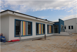 Arifiye Yüzme Havuzu ve Gençlik Merkezi hızla tamamlanıyor