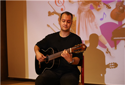Yaz Müzik Okulu’nda gençlerin yazı notalarla canlandı