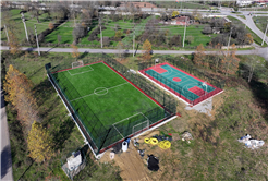 “Gençlerimizin sporla büyüyeceği 10 futbol, basketbol, voleybol sahası hazır”