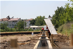 Başkan Yusuf Alemdar gençlere söz vermişti: 4 ilçe ve 4 ayrı mahallede işlem aynı anda başladı