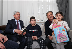 Vali Doğan ve Başkan Alemdar’dan anlamlı ziyaret: “Harun’un nefesine hep birlikte umut olalım”