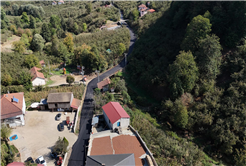 Büyükşehir bu kez Kocaali’de işleme başladı: 8 mahalle, 5 bin 500 metre güzergâh ve 8 bin ton asfalt