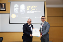 ‘Bir Şehir İki Çınar’ sempozyumunun ilk oturumu Faik Baysal oldu