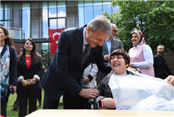 Karapürçek Sosyal Gelişim Merkezi’nde çalışmalar başladı