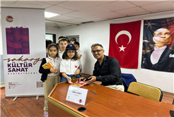 Okul sıralarında edebiyat ve ilham dolu buluşma