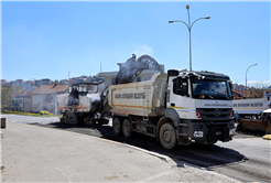 Büyükşehir’den asfalt sezonu öncesi önemli güzergahlarda iyileştirme çalışması