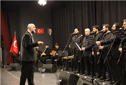 Ayasofya geleneğinden gelen ilahi nağmeler Sakaryalılarla buluştu