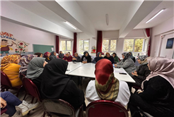 Büyükşehir’in uzmanları kırsalda “Kadın Kadına” projesi için sahaya indi