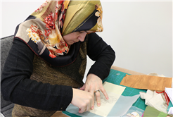 Kat’ı Geleneksel Sanatlar’da sabırla işleniyor