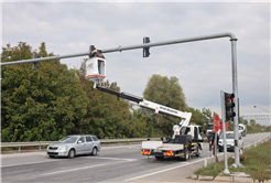 Şehirdeki karanlık kavşaklara Büyükşehir dokunuşu
