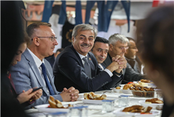 Katlı Pazar’ın yeniden güçlü bir merkez olması gerekiyor