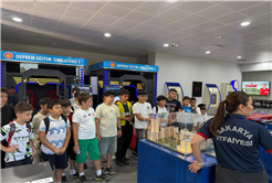 Büyükşehir’in bu merkezinde yaşayarak öğreniyorlar